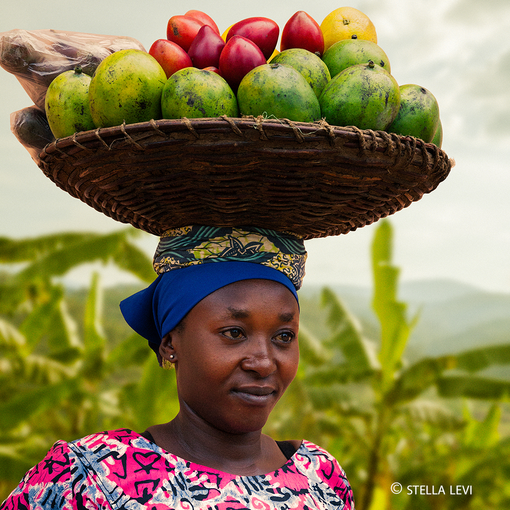 1-woman-rwanda